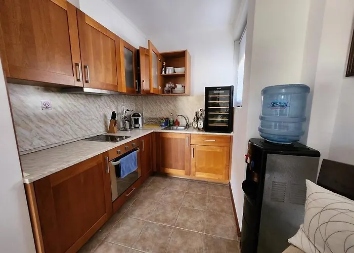 Bay View Sunny Entire Villa Kosharitsa